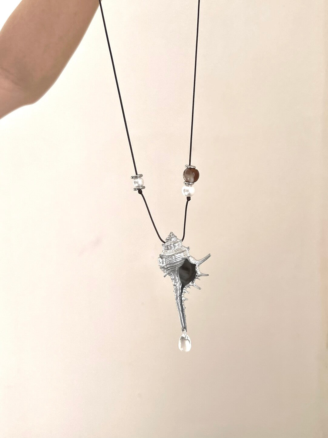 Silver Conch Shell Pendant Necklace