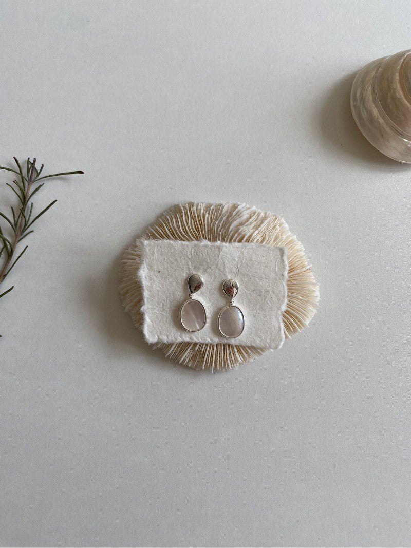 Simple Shell Earrings