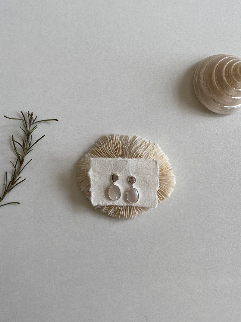 Simple Shell Earrings