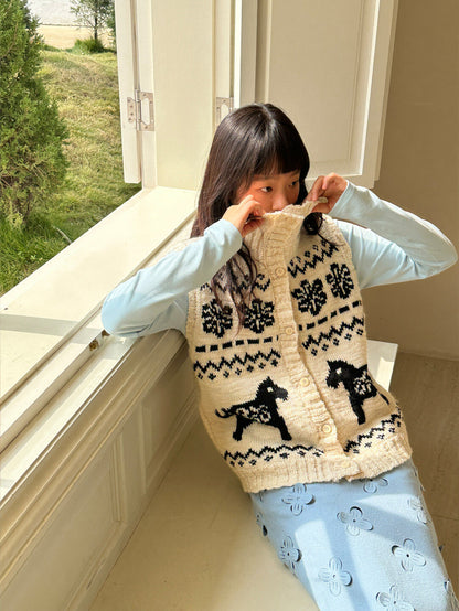 Snowflake Pony Wool Knit Vest