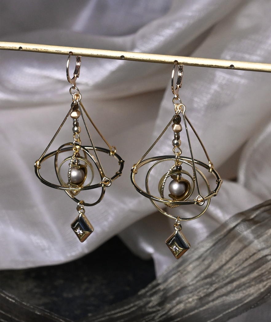 Solar Dial Track Earrings