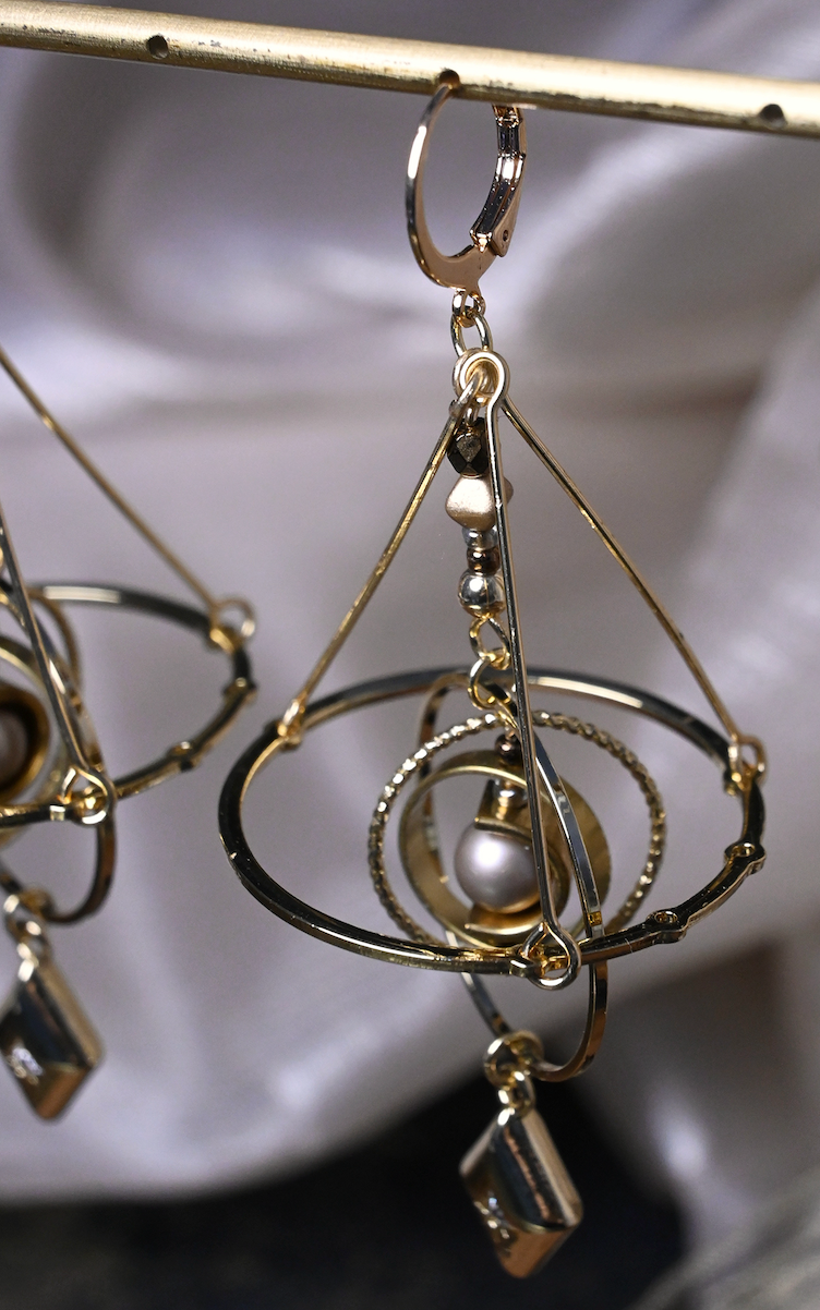 Solar Dial Track Earrings