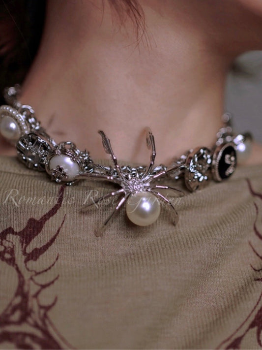 Spider Pearl Choker