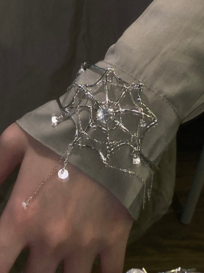 Spiderweb Crystal Silver Arm Cuff