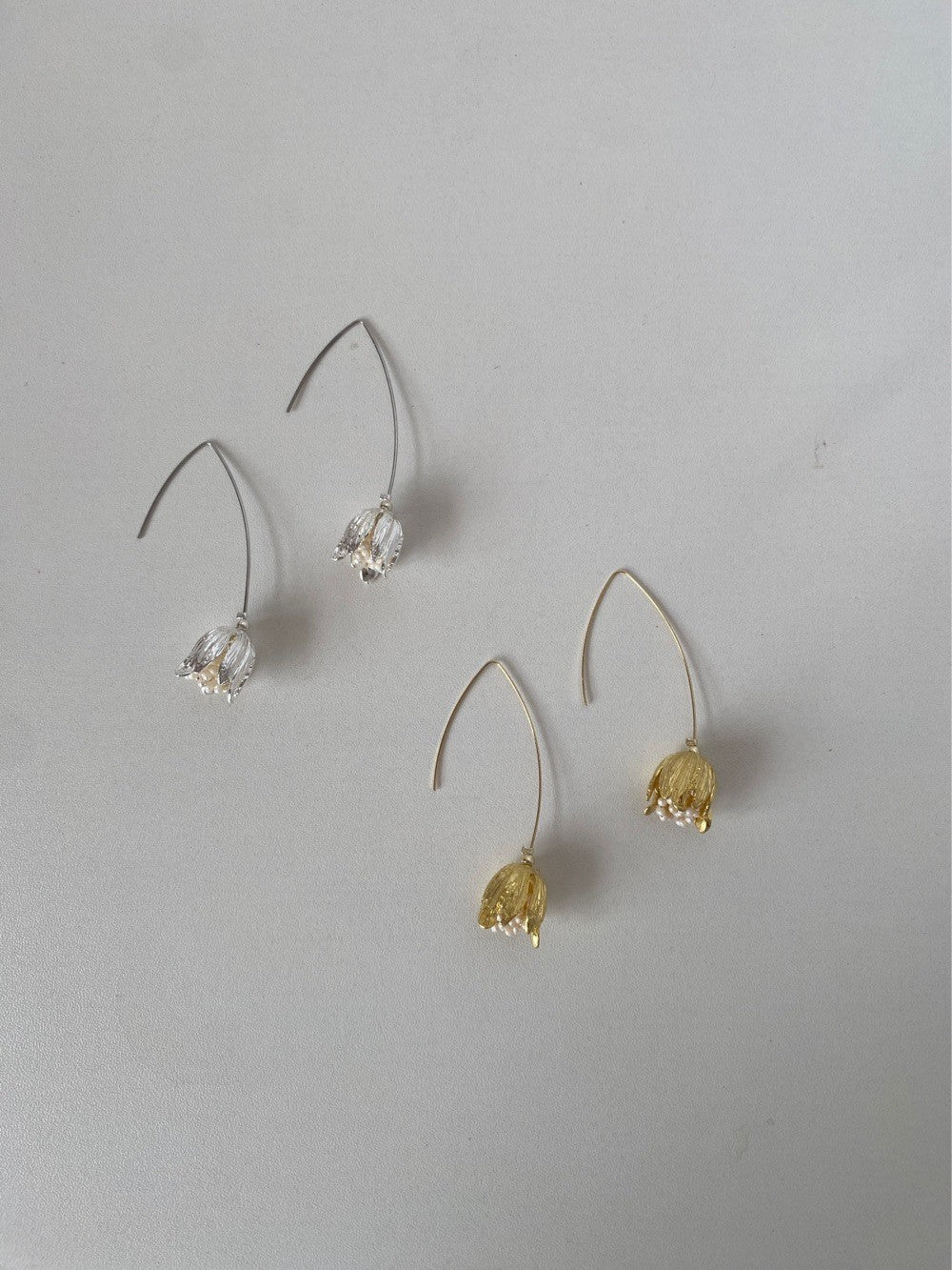 Tulip Wire Earrings