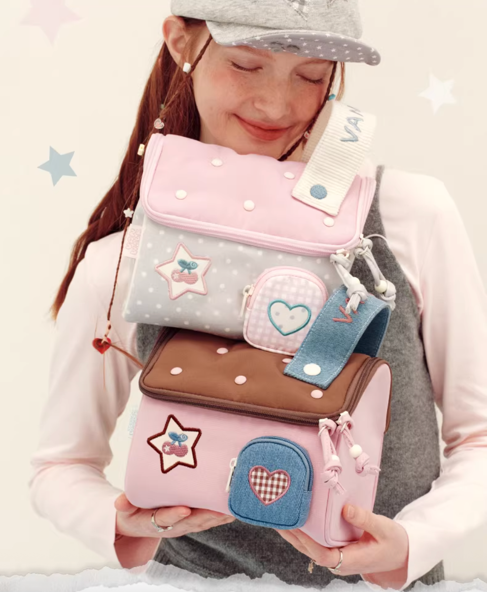 Vanwalk Journal House Portable Makeup Pouch | Bag | Three Fleas
