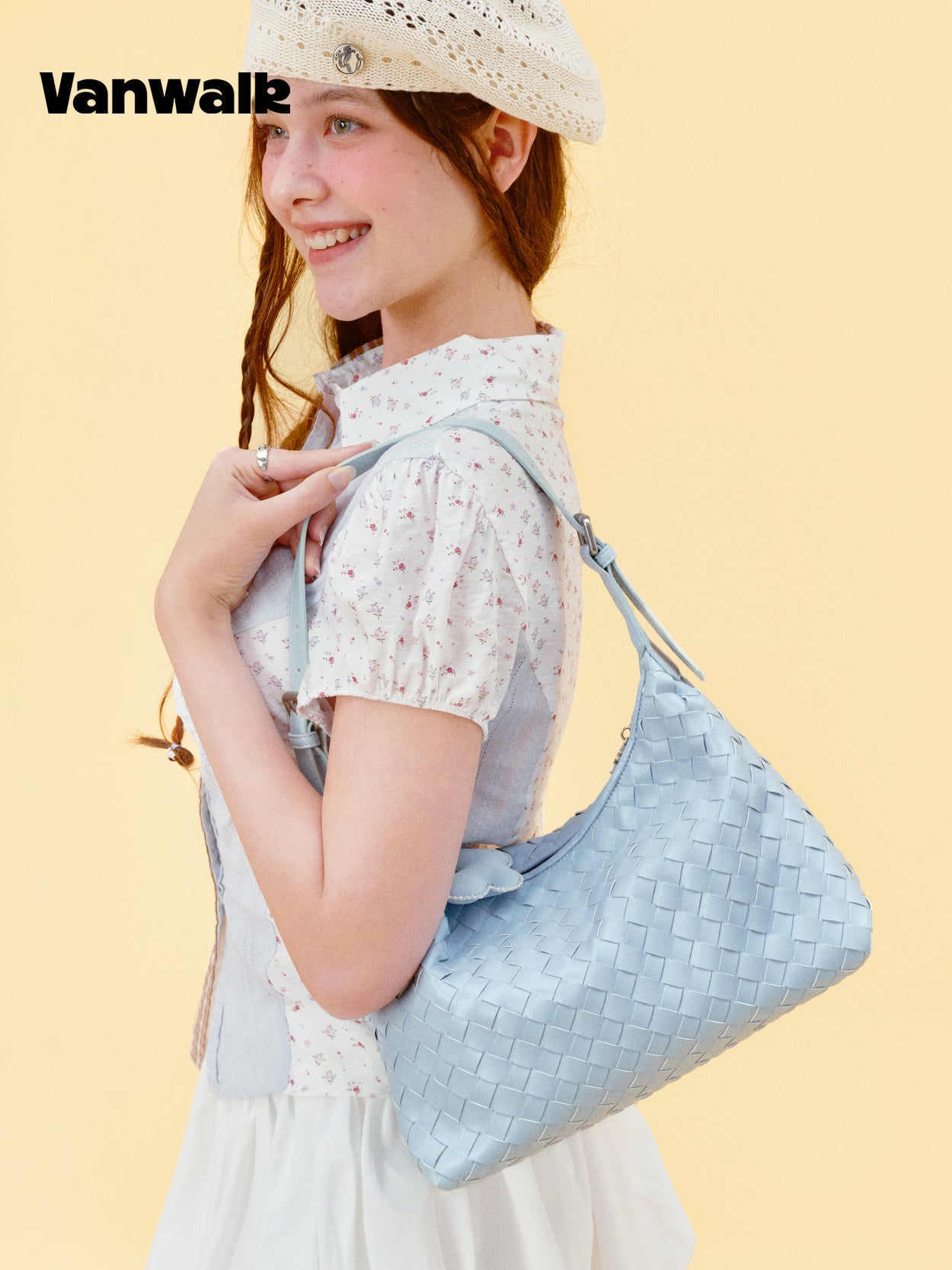 Vanwalk Minimal Woven Shoulder Bag