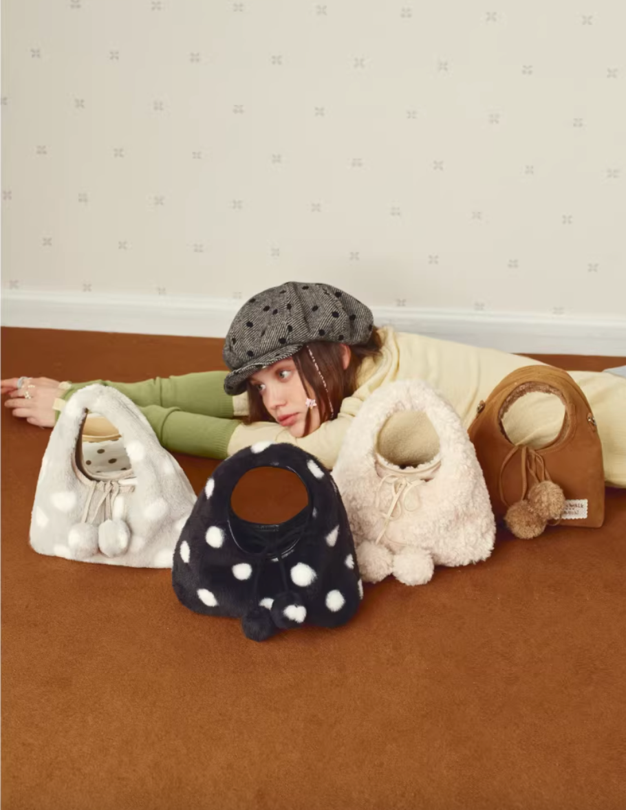 Vanwalk Mochi Series Plush Double-Face Crossbody Bag