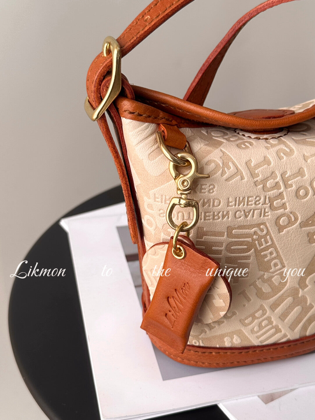 Vintage British Style Veg-Tan Leather Mini Crossbody | Bag | Three Fleas