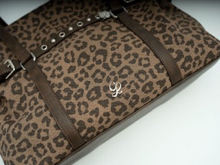 Vintage Buckle Strap Leather Shoulder Bag | Bag | Three Fleas