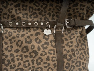Vintage Buckle Strap Leather Shoulder Bag | Bag | Three Fleas
