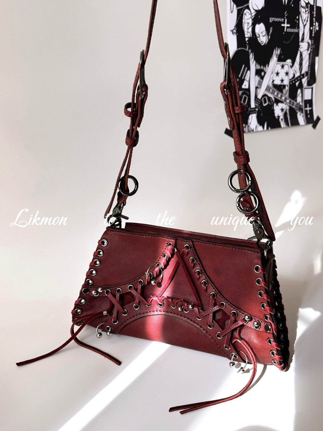 Vintage Red Top-Grain Leather Lace-Up Shoulder Bag | Bag | Three Fleas