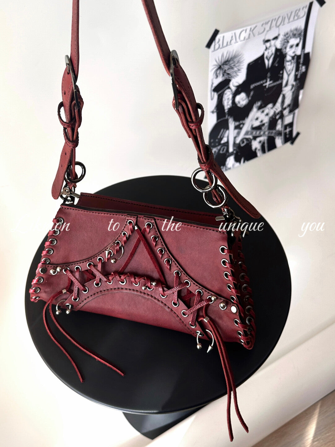 Vintage Red Top-Grain Leather Lace-Up Shoulder Bag | Bag | Three Fleas