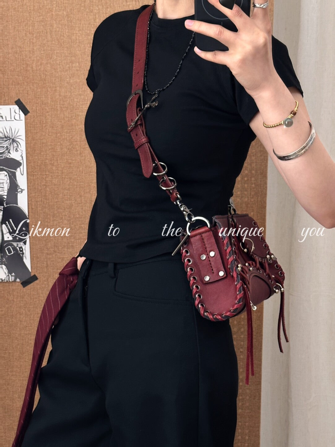 Vintage Red Top-Grain Leather Lace-Up Shoulder Bag | Bag | Three Fleas