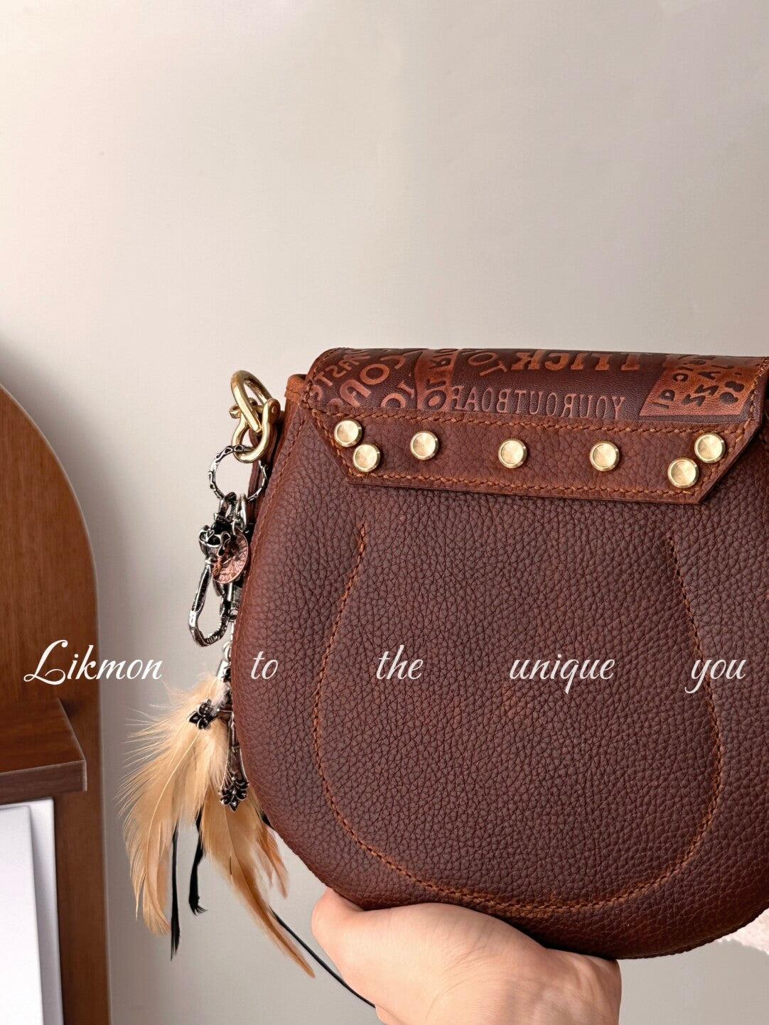 Vintage Western Feather Leather Crossbody Bag | Bag | Three Fleas