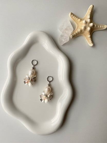 White Flower Pearl Earrings