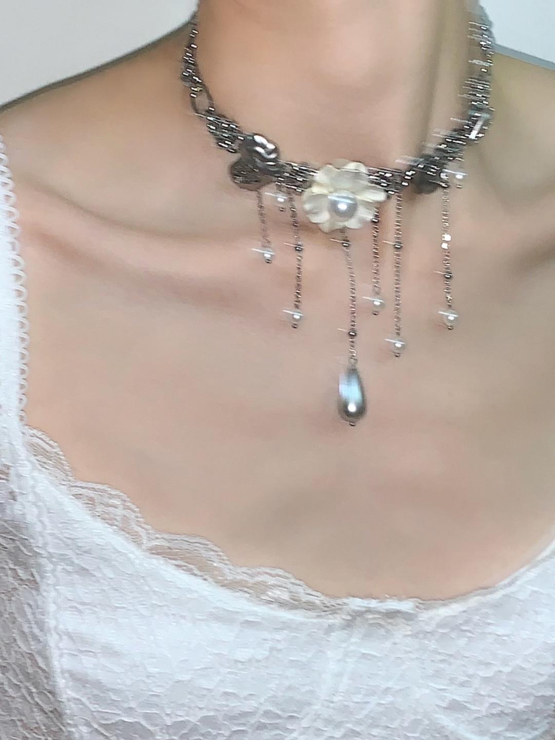 White Flower Tassel Choker Necklace