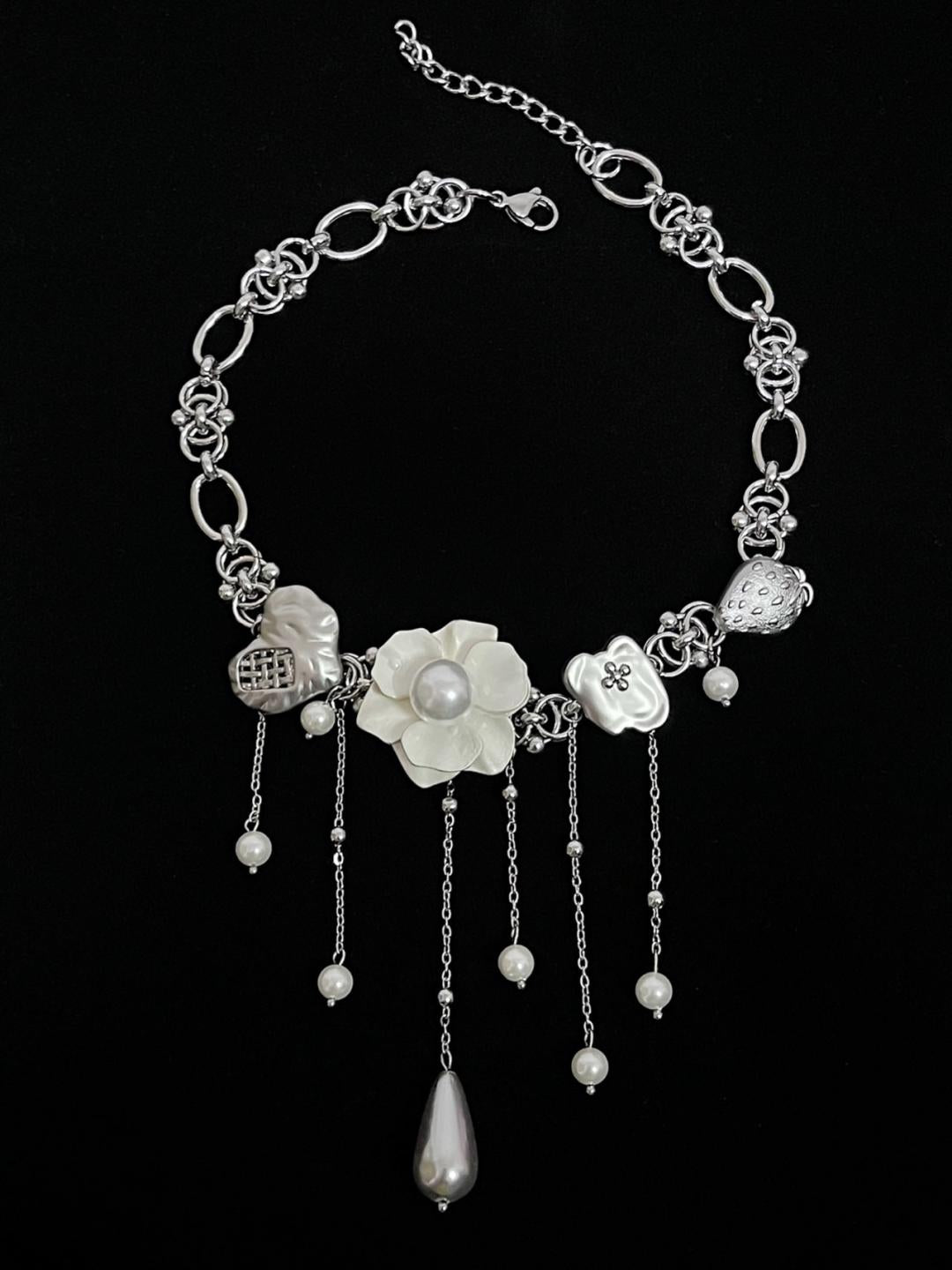 White Flower Tassel Choker Necklace
