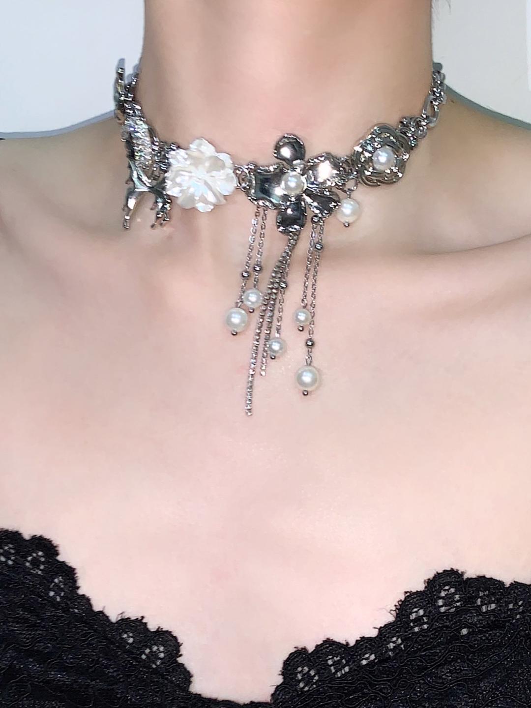 White Flower Tassel Choker Necklace