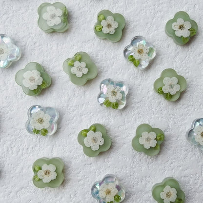 White Resin Flower Earrings