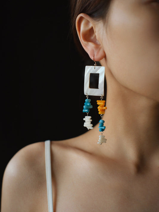 White Shell Tassel Asymmetrical Earrings