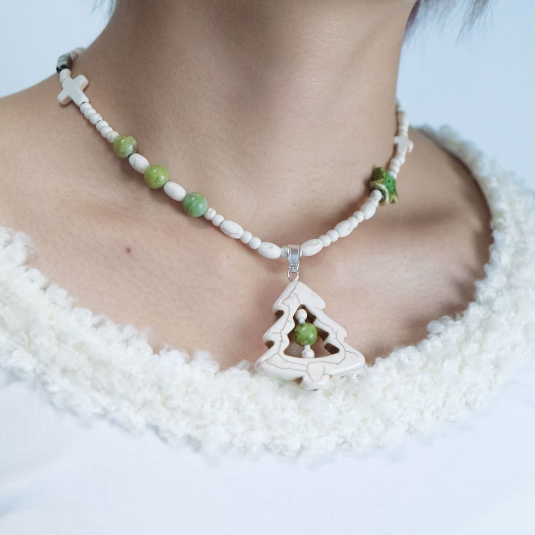 White Turquoise Tree Beaded Necklace