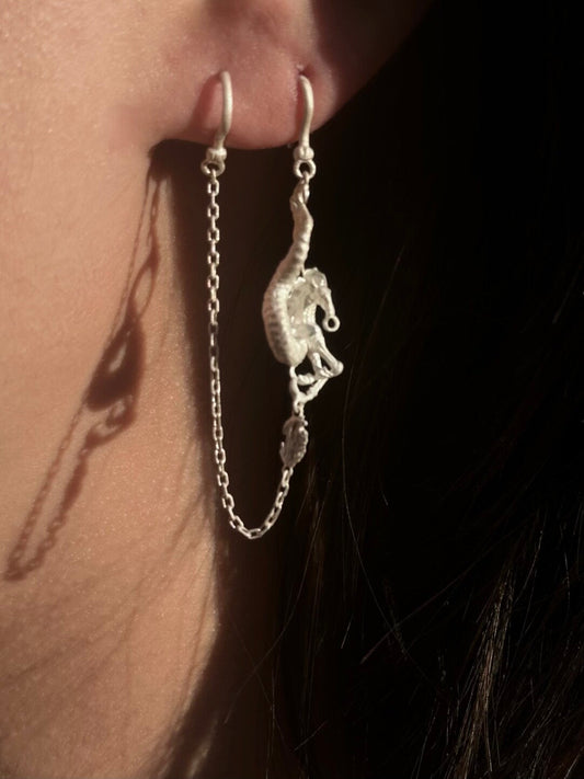 Yamsuph Seahorse Double Hook Earrings