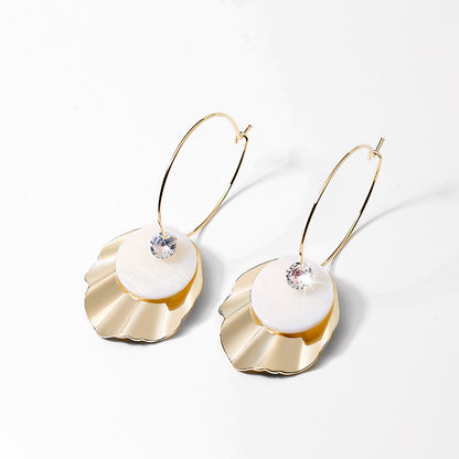 「Lady Moon」Shell-shaped EarringJewelry - Three Fleas