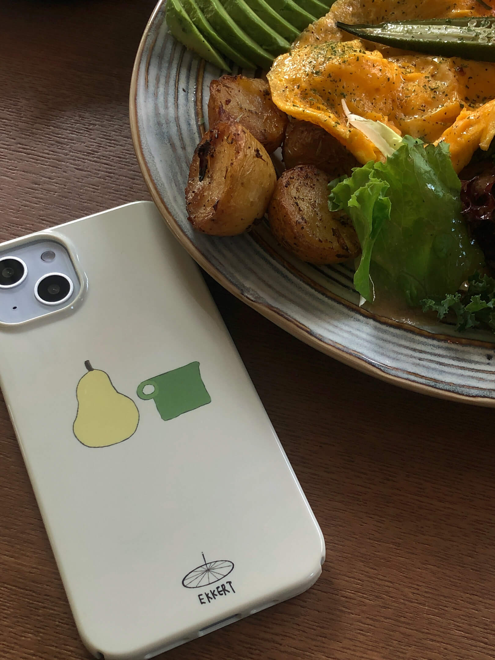 🍐A thinking pearphone accessories - Three Fleas