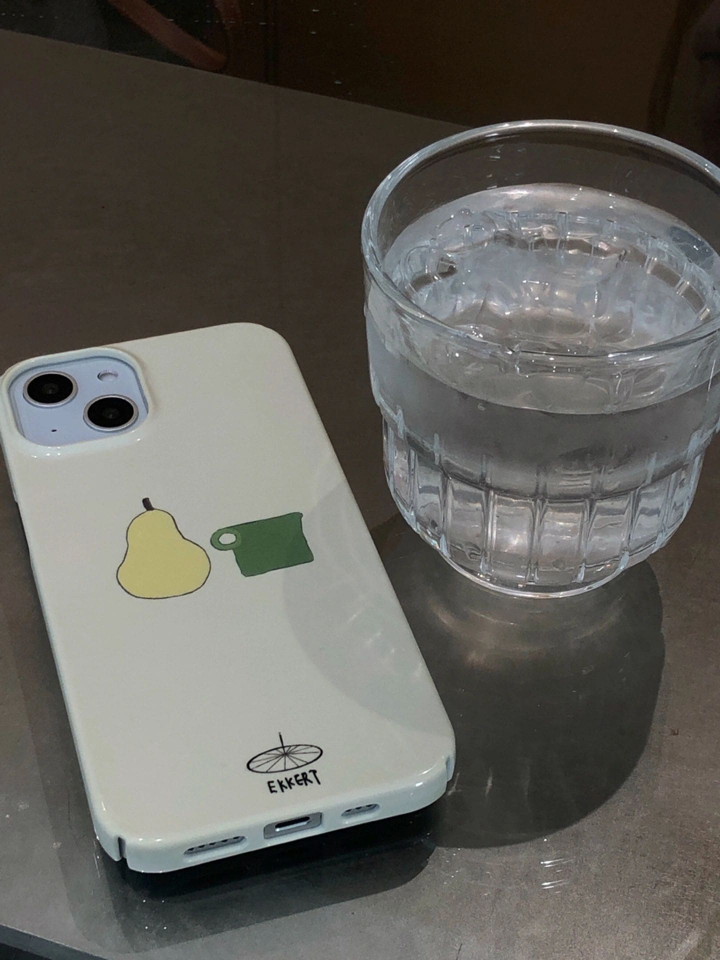 🍐A thinking pearphone accessories - Three Fleas