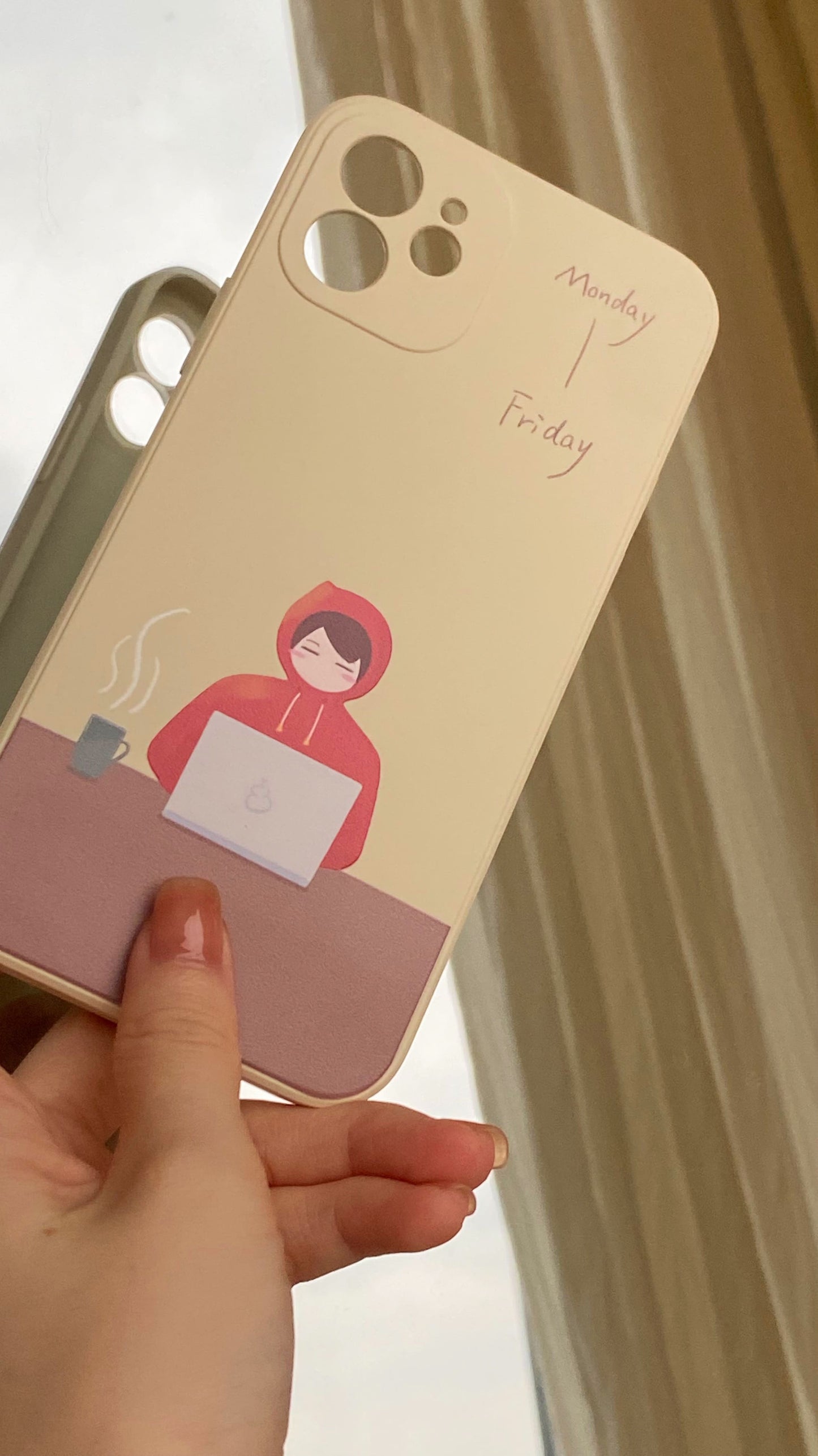 Monday to Fridayphone accessories - Three Fleas