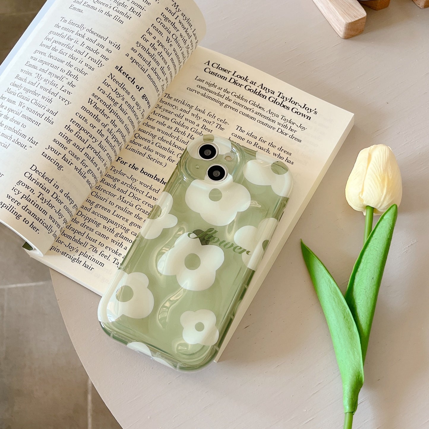 「iPhone」Semi-transparent Green Flower Coverphone accessories - Three Fleas