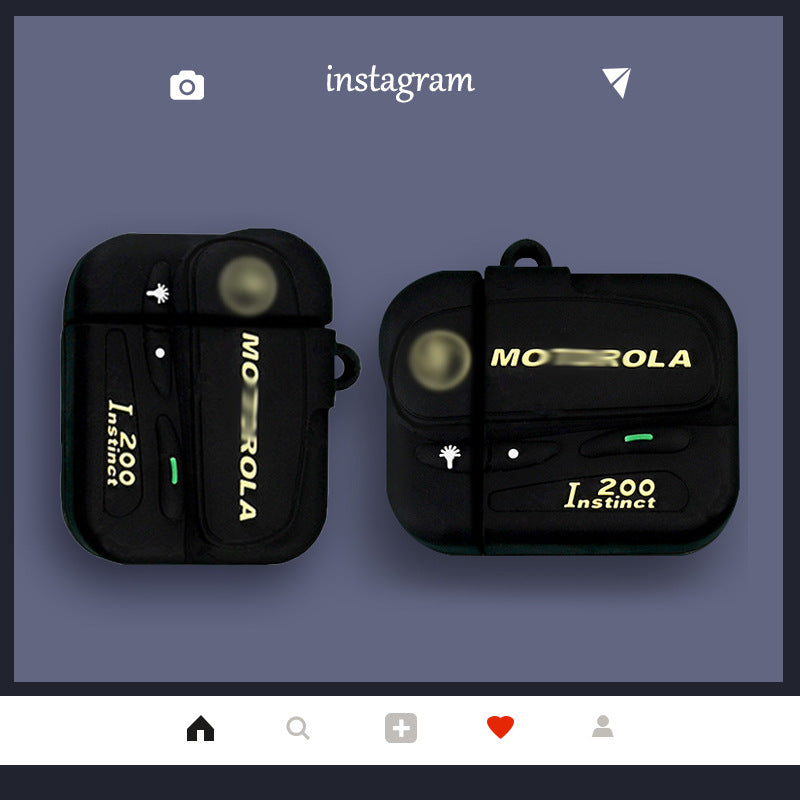 Retro AirPods Case - Three Fleas